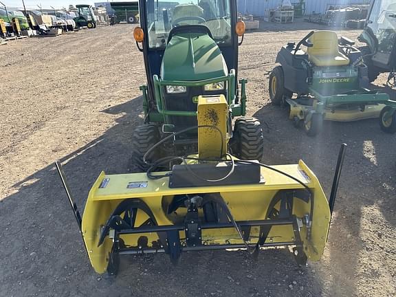 Image of John Deere 1025R equipment image 4