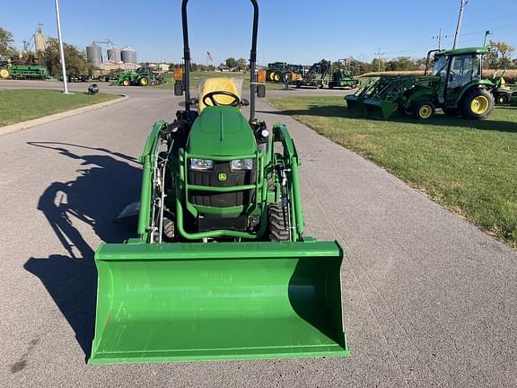 Image of John Deere 1025R equipment image 1