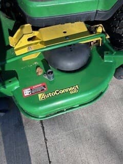 Image of John Deere 1025R equipment image 4