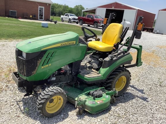 Image of John Deere 1025R equipment image 1