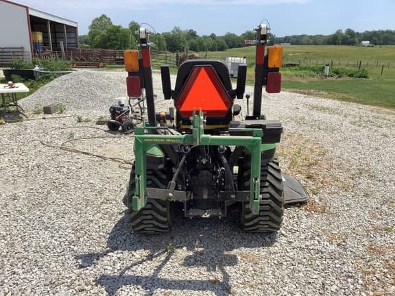 Image of John Deere 1025R equipment image 3