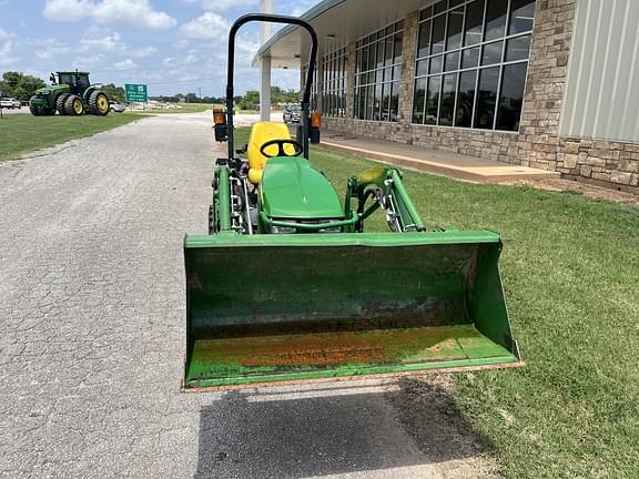 Image of John Deere 1025R equipment image 3