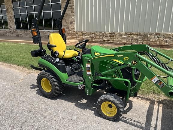 Image of John Deere 1025R equipment image 1