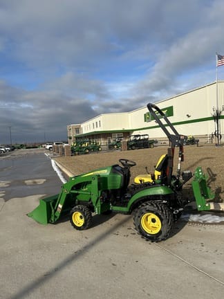 2019 John Deere 1025R Equipment Image0