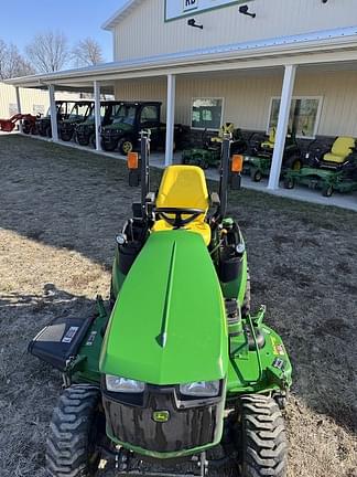 Image of John Deere 1025R equipment image 3