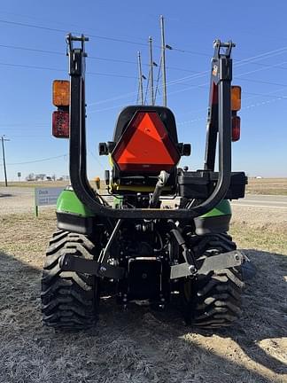 Image of John Deere 1025R equipment image 4