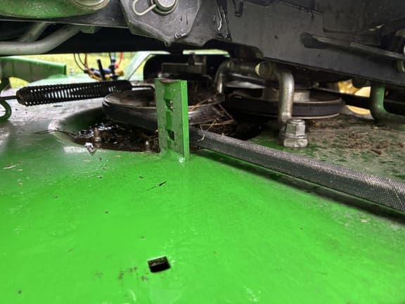 Image of John Deere 1025R equipment image 3