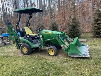 2019 John Deere 1025R Equipment Image0