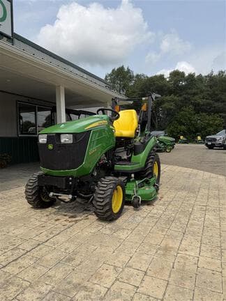 Image of John Deere 1025R equipment image 2