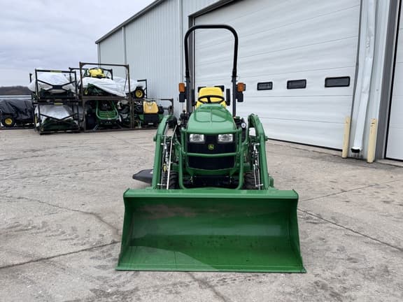 Image of John Deere 1025R equipment image 1