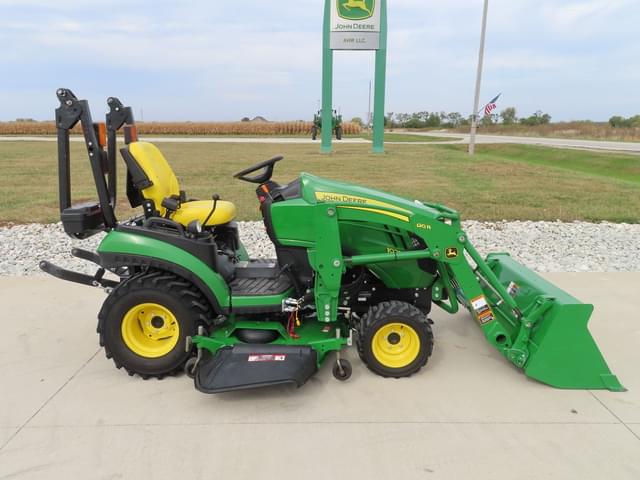 Image of John Deere 1025R equipment image 3