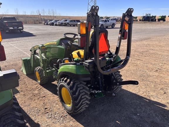 Image of John Deere 1025R equipment image 2