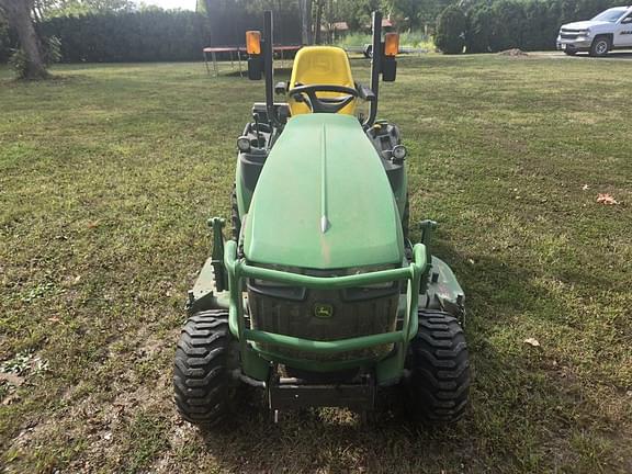 Image of John Deere 1025R equipment image 2