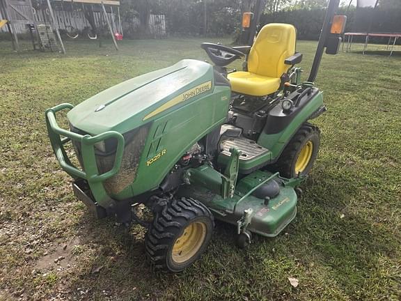 Image of John Deere 1025R equipment image 1