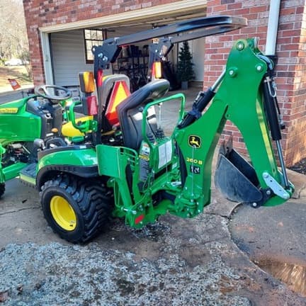Image of John Deere 1025R equipment image 2