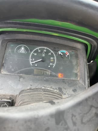 Image of John Deere 1025R equipment image 4