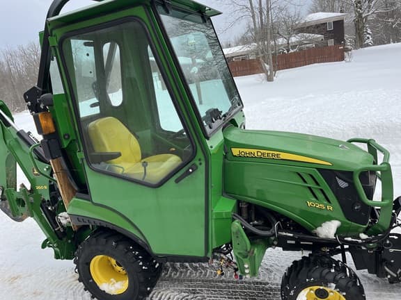 Image of John Deere 1025R equipment image 1