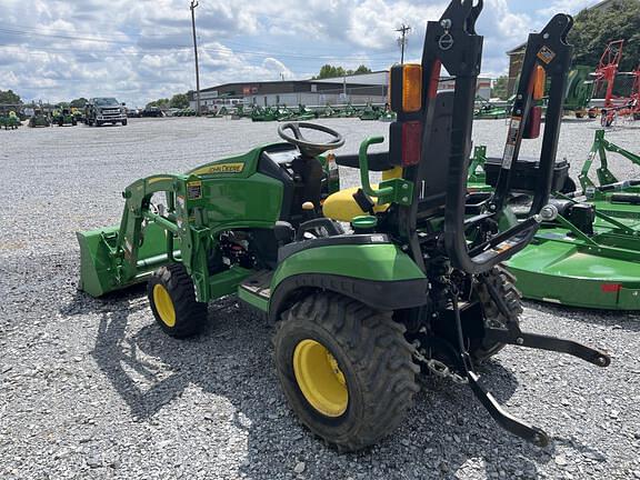 Image of John Deere 1025R equipment image 2