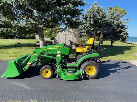 Image of John Deere 1025R equipment image 1