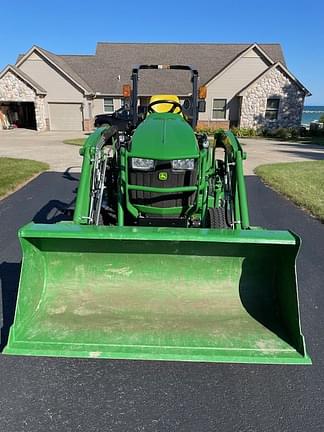 Image of John Deere 1025R equipment image 3