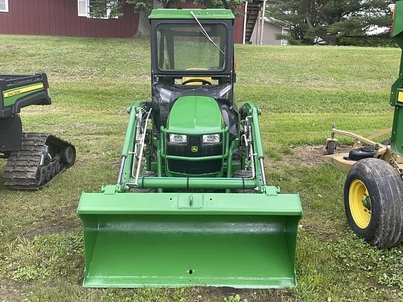 Image of John Deere 1025R equipment image 2