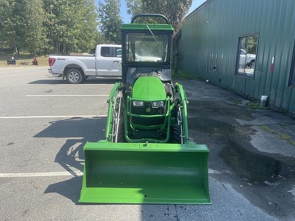 Image of John Deere 1025R equipment image 4