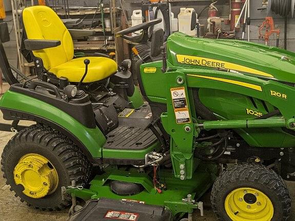Image of John Deere 1025R equipment image 1