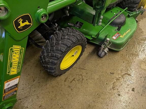 Image of John Deere 1025R equipment image 4