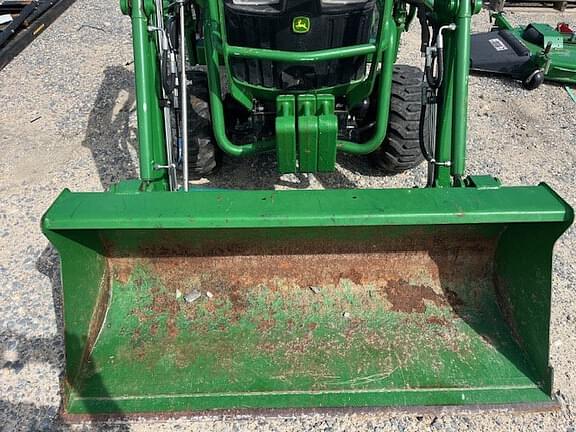 Image of John Deere 1025R equipment image 2