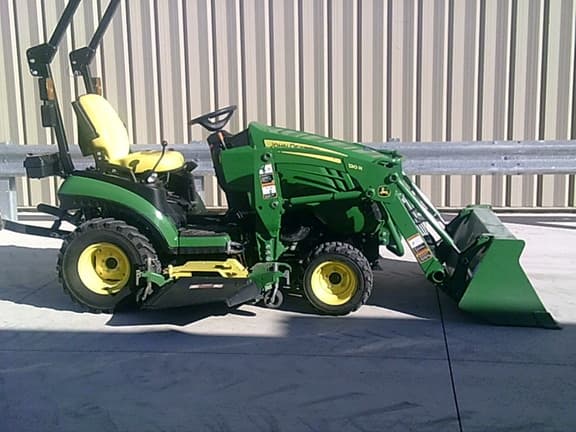 Image of John Deere 1025R equipment image 1