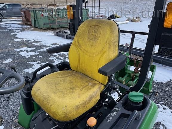 Image of John Deere 1025R equipment image 1