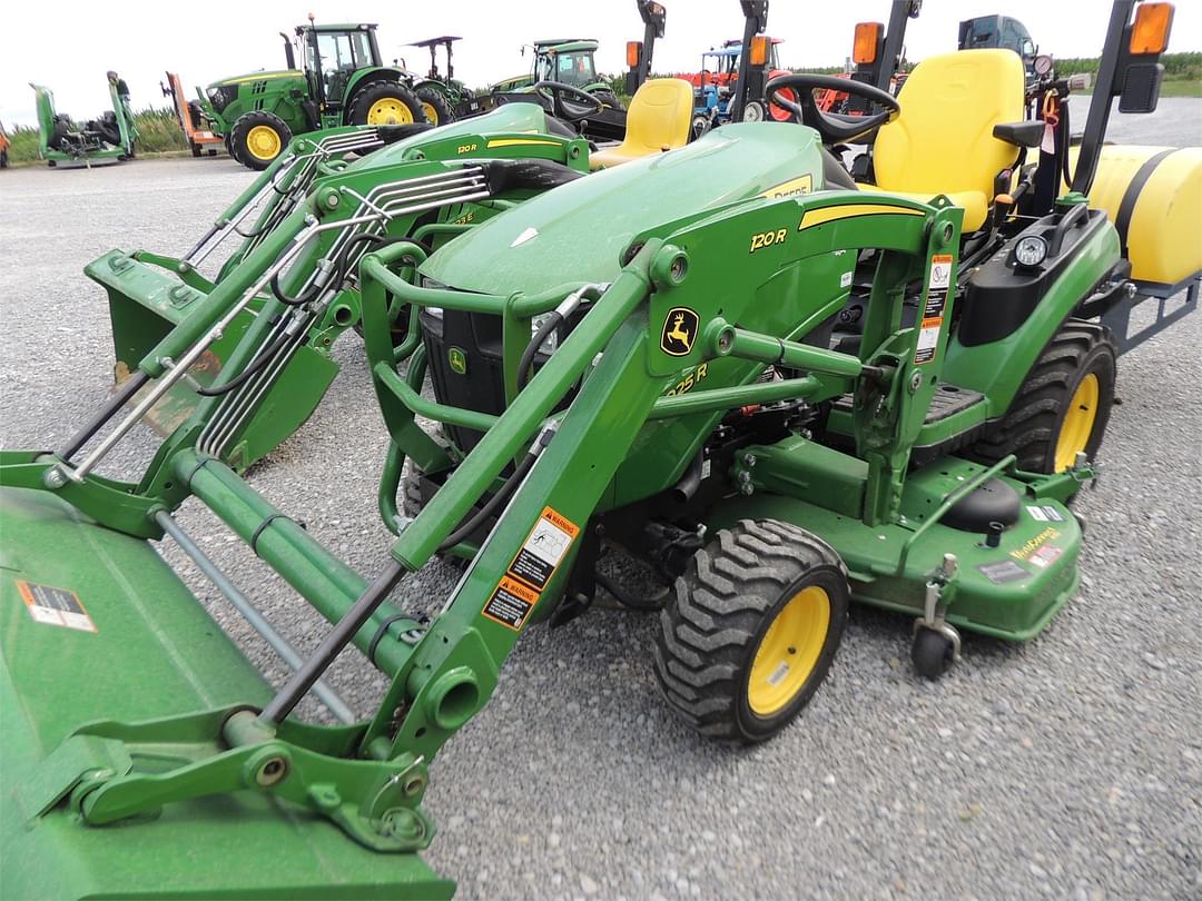 Image of John Deere 1025R Primary image