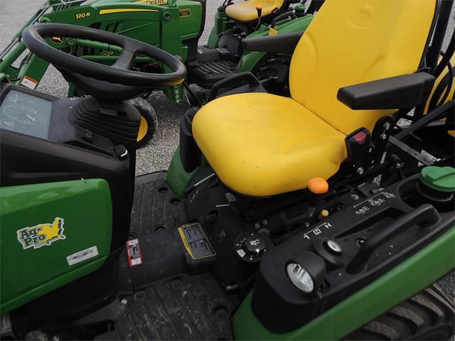 Image of John Deere 1025R equipment image 4