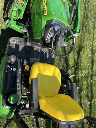 Image of John Deere 1025R equipment image 4