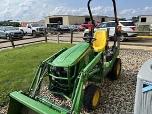 2019 John Deere 1025R Image
