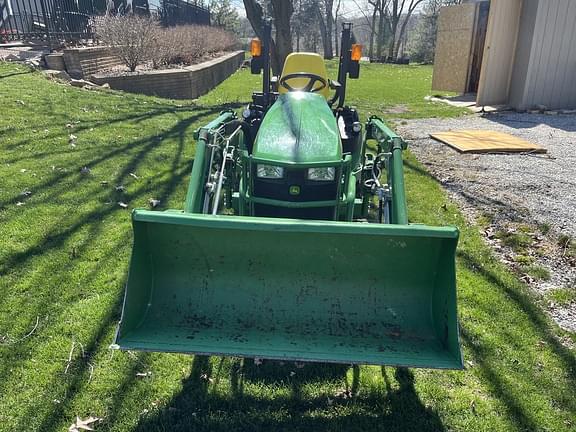 Image of John Deere 1025R equipment image 2