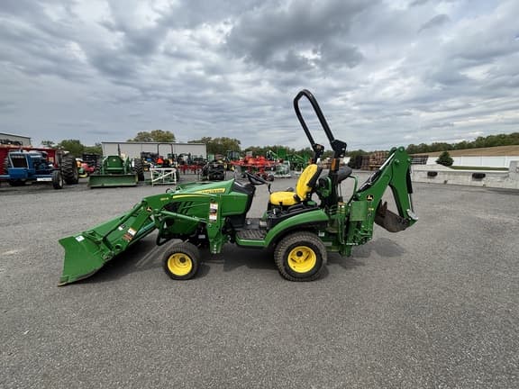 Image of John Deere 1025R equipment image 1