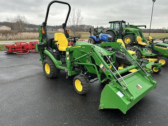 Image of John Deere 1025R equipment image 1