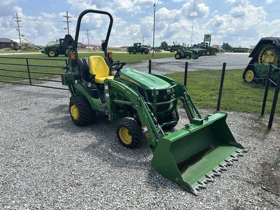 2019 John Deere 1025R Equipment Image0