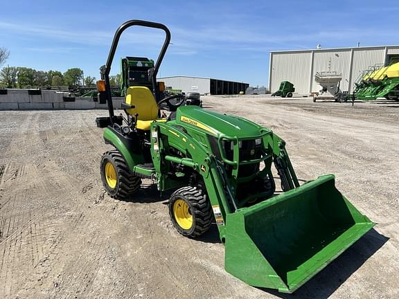 Image of John Deere 1025R equipment image 1