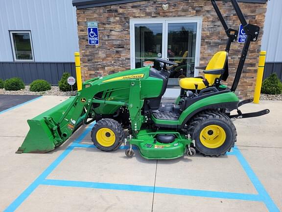 Image of John Deere 1025R equipment image 1