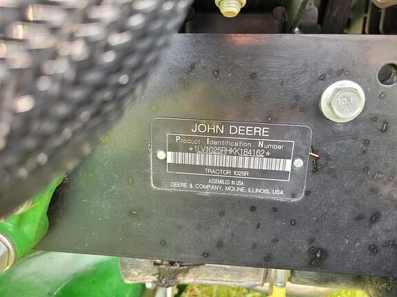 Image of John Deere 1025R equipment image 4