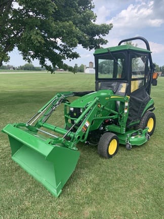 2019 John Deere 1025R Equipment Image0