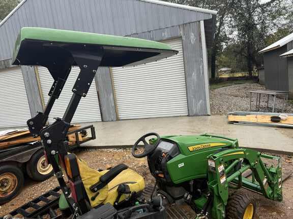 Image of John Deere 1025R equipment image 1