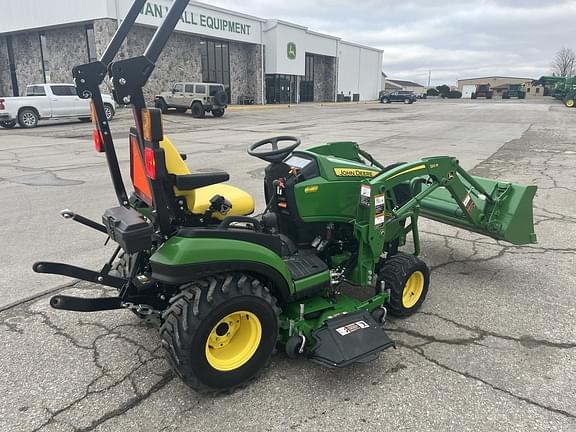 Image of John Deere 1025R equipment image 3