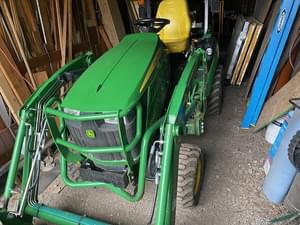 2019 John Deere 1025R Image
