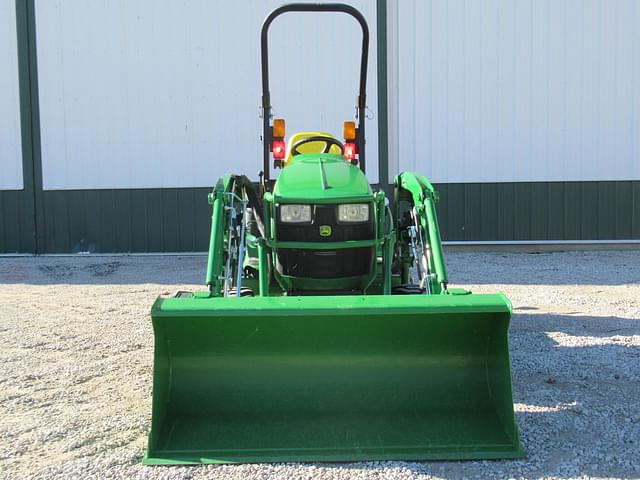 Image of John Deere 1025R equipment image 1