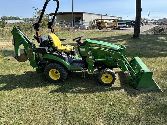 Image of John Deere 1025R equipment image 4