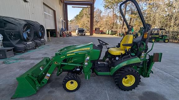 Image of John Deere 1025R equipment image 1