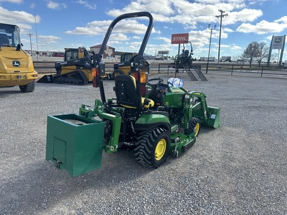 Image of John Deere 1025R equipment image 4